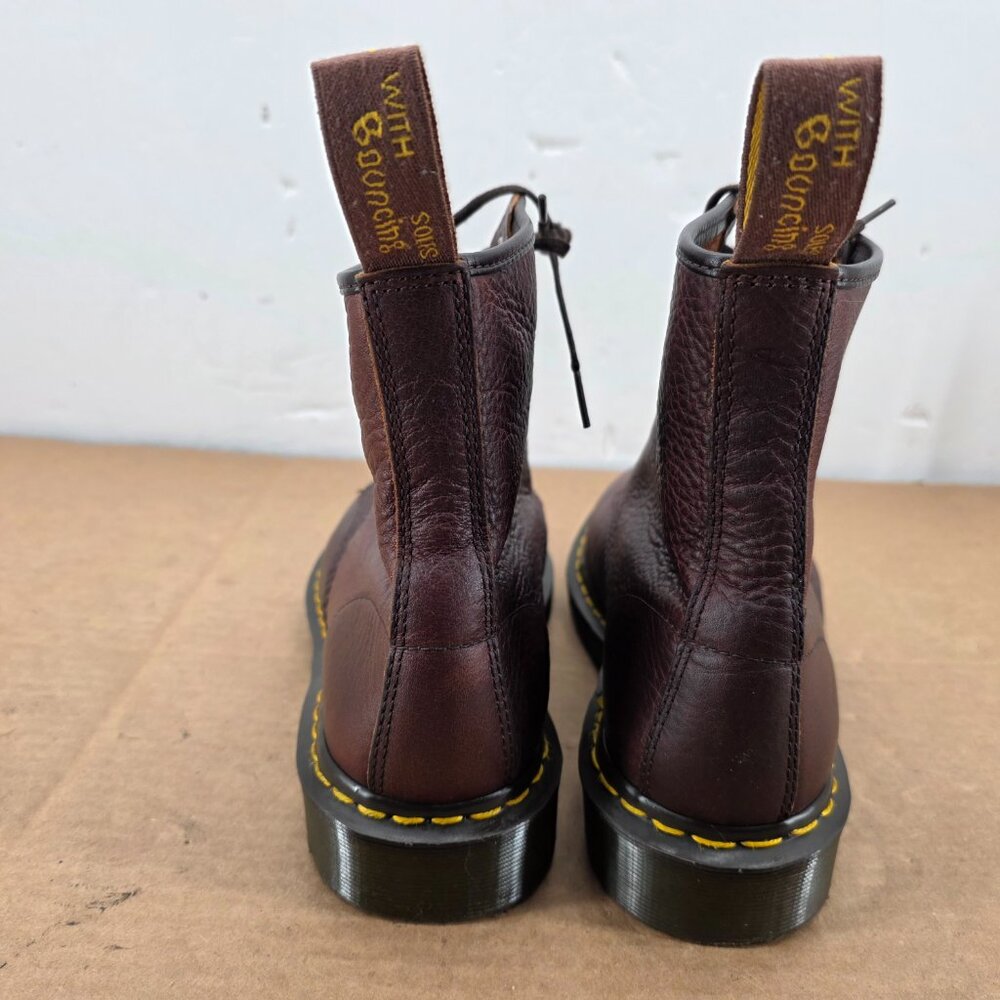 VTG Oiled Leather Dr Martens Made In England Boots  Brown Men's Sz 10  8 Eyelets - Picture 3 of 16